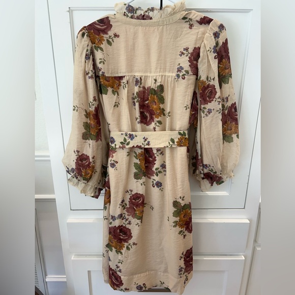 Entro Beige Floral Long Sleeve Dress - Picture 6 of 10